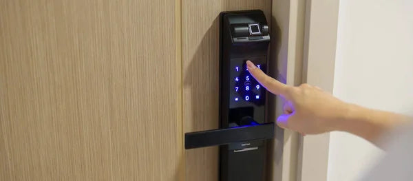 10 Stunning Entry Doors That Instantly Upgrade Your Home’s First Impression