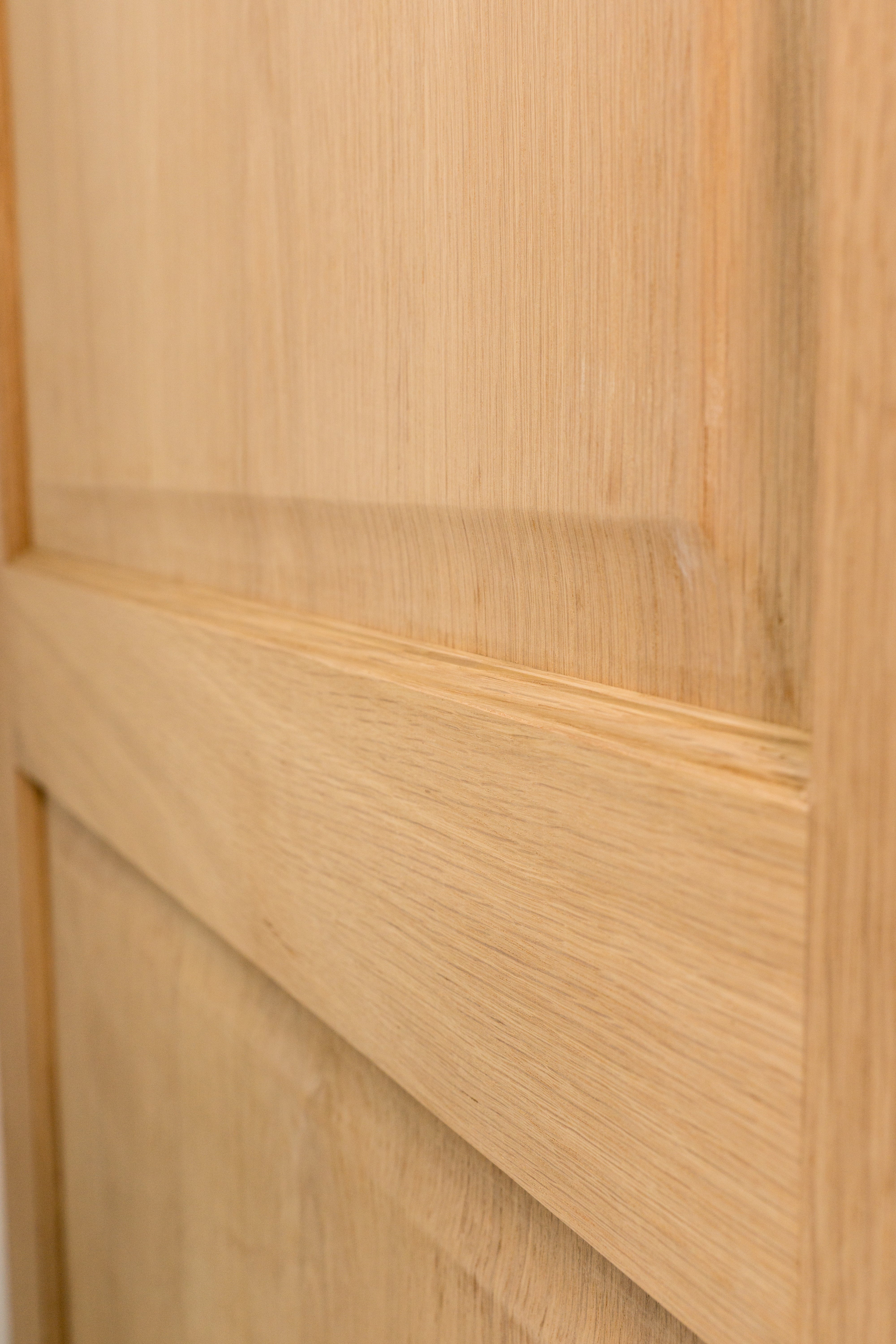 close up of Provence 2 panel white oak veneer internal door